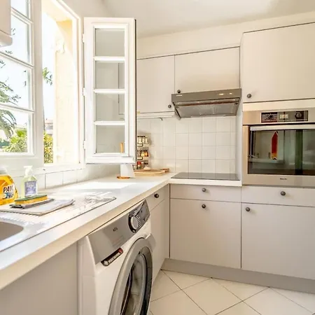 Apartment Le St Anne - Pool & Balcony - Shellter-rentals