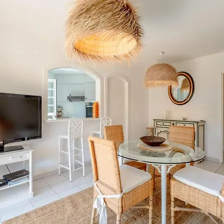 Le St Anne - Pool & Balcony - Shellter-rentals *