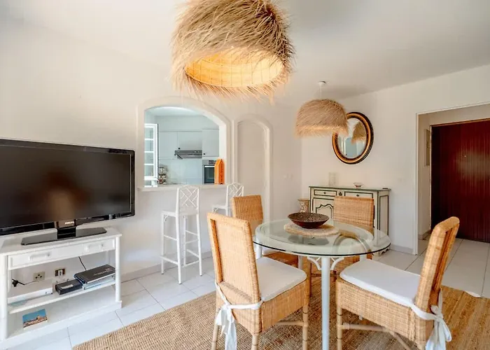 Le St Anne - Pool & Balcony - Shellter-rentals *