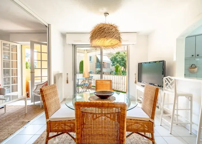 Le St Anne - Pool & Balcony - Shellter-rentals *